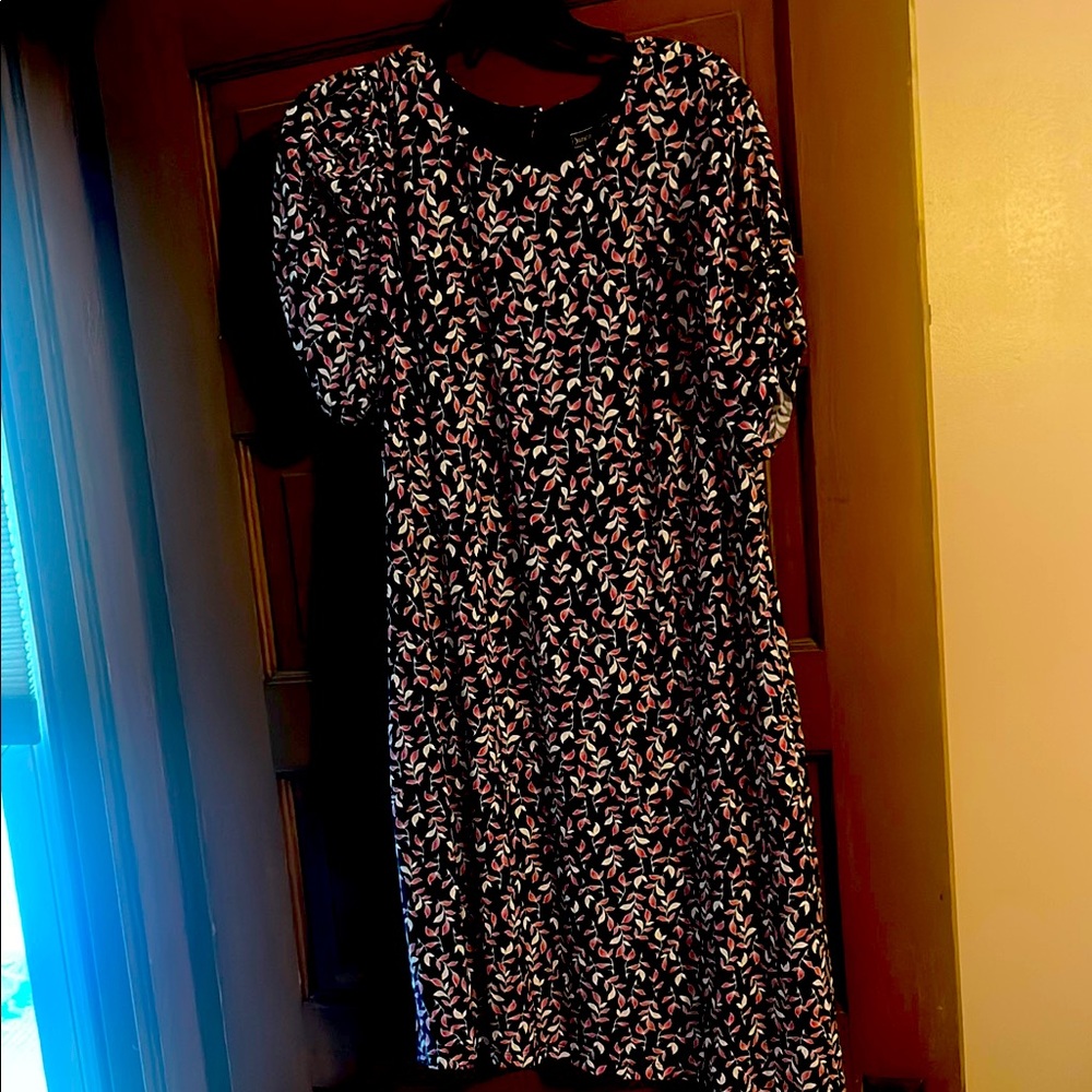 Elegant Black and White Patterned Dress